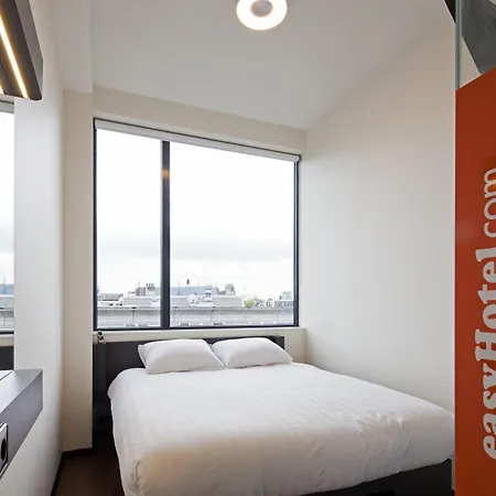 מלון Easyhotel Centre South