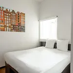Hotel Easyhotel Centre South 2*