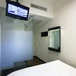 Easyhotel Centre South 2*