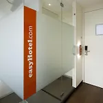 Easyhotel Centre South