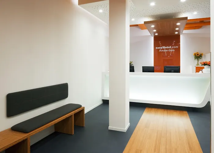 Easyhotel Centre South