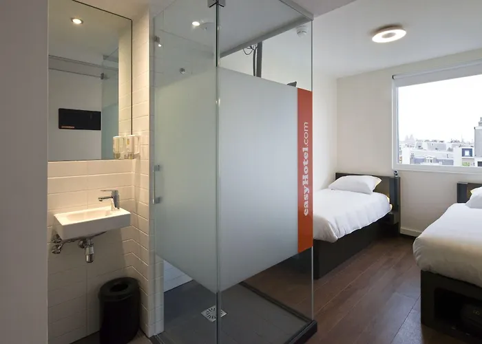 Easyhotel Centre South 2* アムステルダム