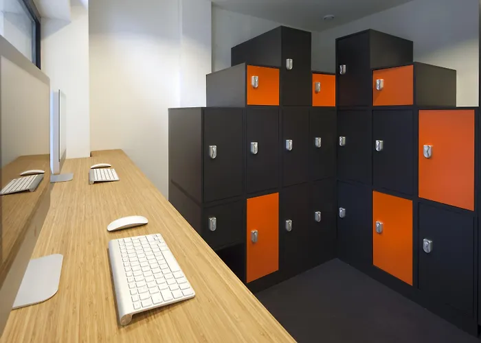 Easyhotel Centre South ホテル アムステルダム