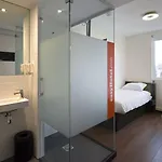 Easyhotel Centre South 2* Amsterdam