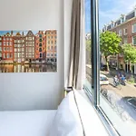 호텔 Easyhotel Centre South 2*