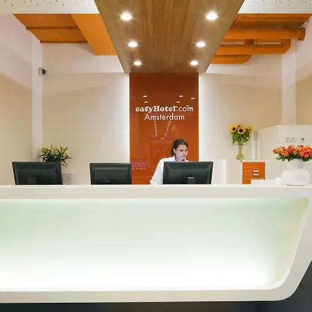 Hotel Easyhotel Centre South 2*