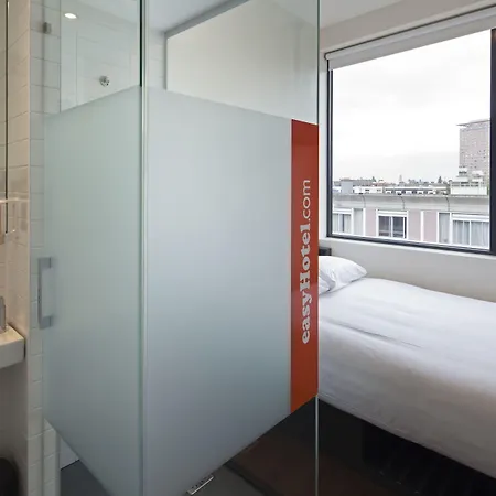 Hotel Easyhotel Centre South 2*