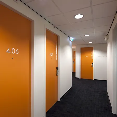 ホテル Easyhotel Centre South アムステルダム