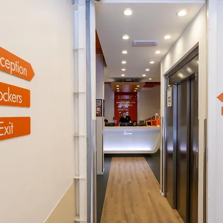 Easyhotel Centre South ホテル 2*