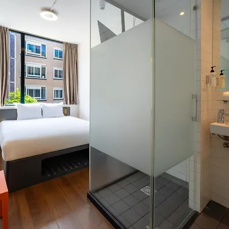 Easyhotel Centre South Отель Амстердам