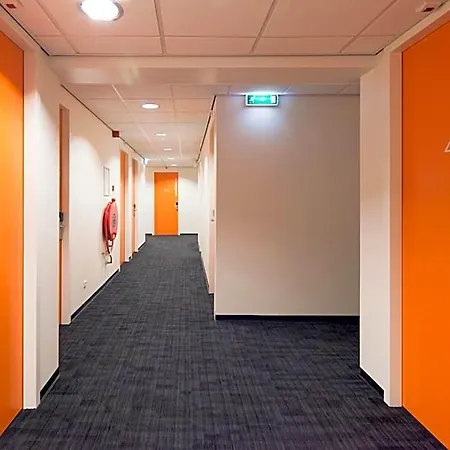Easyhotel Centre South 2* אמסטרדם