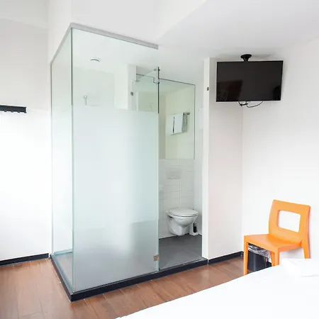 Easyhotel Centre South 2* אמסטרדם