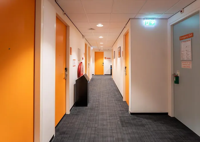 Easyhotel Centre South Hotel 2*