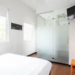 Easyhotel Centre South Ξενοδοχείο 2*
