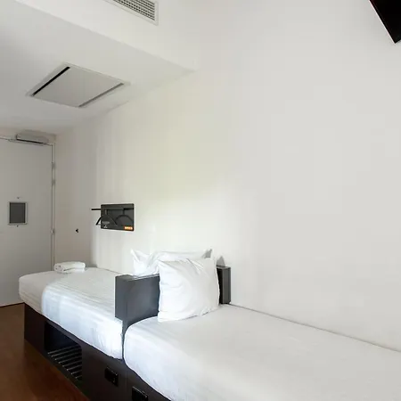 Easyhotel Centre South