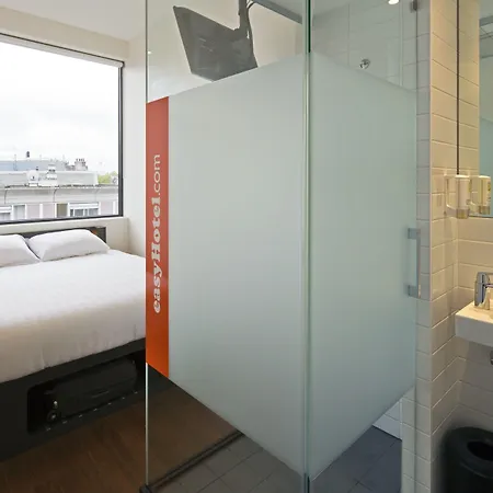Easyhotel Centre South 2* Amsterdam
