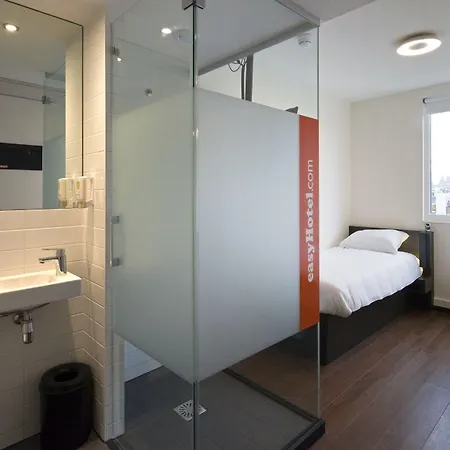 Easyhotel Centre South 2* Amsterdam