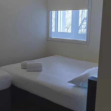 Easyhotel Centre South 2*