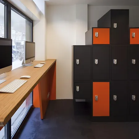 Easyhotel Centre South