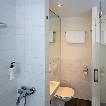 Easyhotel Centre South