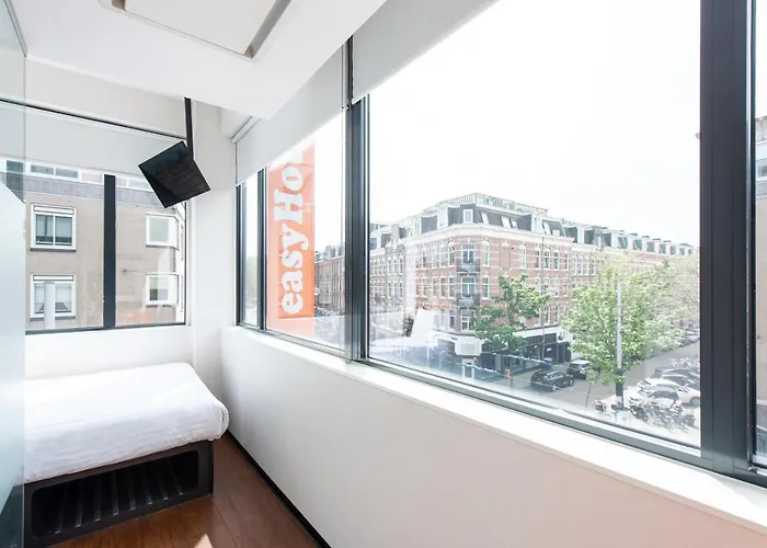 Hotel Easyhotel Centre South